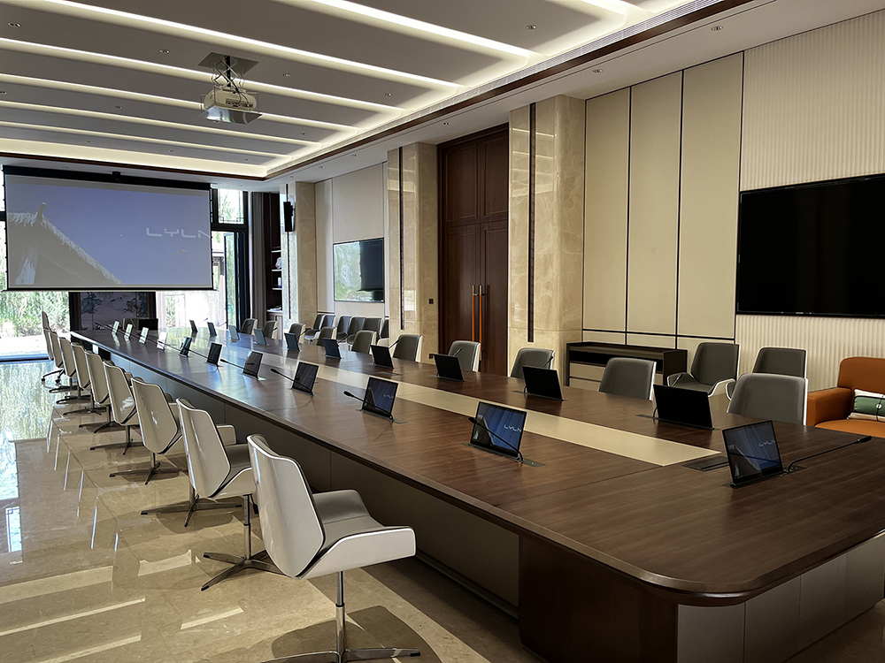 के बारे में नवीनतम कंपनी का मामला LYLN स्पेन में घुमावदार स्क्रीन